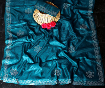 Dharam Creation Solid/Plain Bollywood Georgette Saree(Light Blue)
