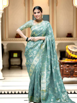 shree vrinda Printed Handloom Art Silk Saree(Light Blue)