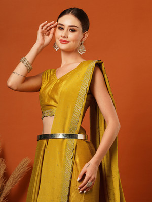 Vleez Embellished, Self Design Bollywood Silk Blend Saree(Mustard)