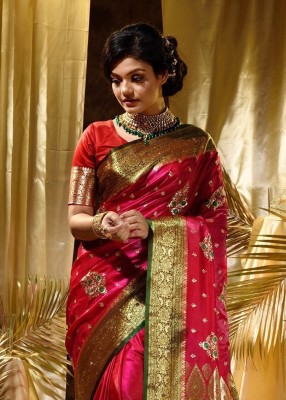 manmohitsaree Woven Banarasi Jacquard Saree(Maroon)