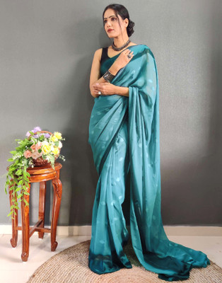 Riddhi textile Hub Printed Bollywood Georgette Saree(Blue)
