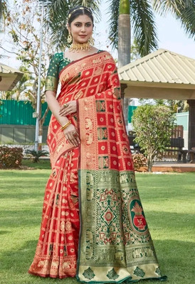 Achintyah Woven Kanjivaram Jacquard Saree(Multicolor)