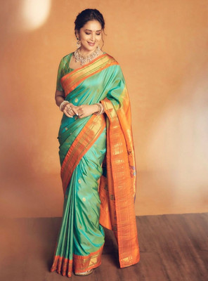 TriveniCreation Woven Banarasi Pure Silk Saree(Green)