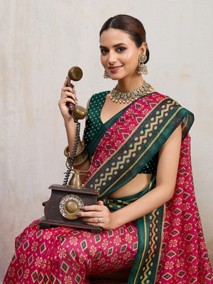 BFM Geometric Print Bollywood Cotton Blend Saree(Pink)