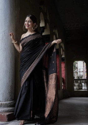 HouseOfCommon Woven Kanjivaram Pure Silk Saree(Black)