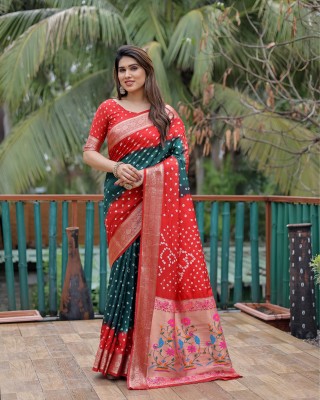 Vichitra Embroidered Bollywood Pure Silk Saree(Red)