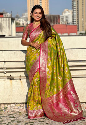 Nayanthara Trends Woven Banarasi Silk Blend Saree(Multicolor)