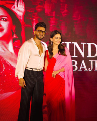 Moda Rapido Solid/Plain Bollywood Georgette Saree(Pink)