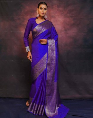 Divastri Dyed, Embellished, Self Design Banarasi Silk Blend, Jacquard Saree(Dark Blue, Gold)