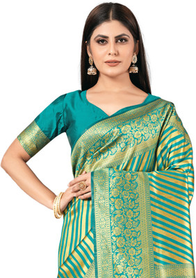 Akhilam Embroidered Banarasi Silk Blend Saree(Light Green)