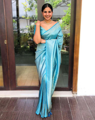 Samah Woven, Embellished Kanjivaram Silk Blend, Jacquard Saree(Blue, Silver)