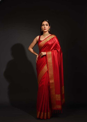 Tilfelle Woven, Solid/Plain, Floral Print Banarasi Satin Saree(Red)