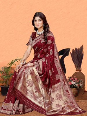 SETUDI Woven, Floral Print, Temple Border Kanjivaram Jacquard Saree(Brown)