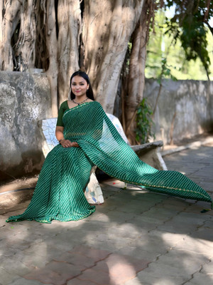 MAHADEV NX Self Design Bollywood Georgette Saree(Green)