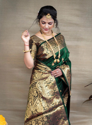 Parangi-A planet of style Woven Banarasi Cotton Silk Saree(Dark Green)