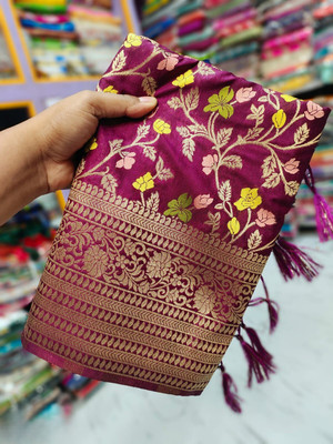Pashmina Floral Print Saree with Attached Blouse Khadi, Pure Silk Saree(Maroon)