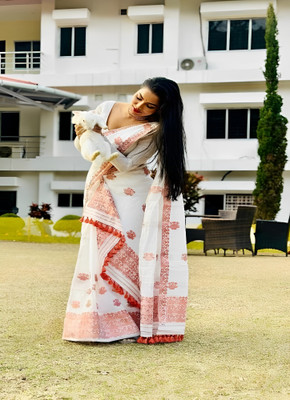 SICHYAH Woven Mekhela Chador Silk Blend Saree(White)