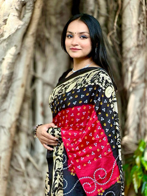 MAHADEV NX Animal Print Bandhani Crepe, Silk Blend Saree(Multicolor)