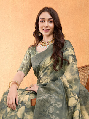 MANTROTSAV Digital Print Bollywood Cotton Blend Saree(Gold)