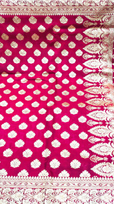 HouseOfCommon Woven Banarasi Handloom Silk Blend Saree(Maroon)