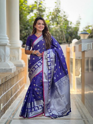 VM Selling Hub Woven, Self Design Kanjivaram Pure Silk Saree(Blue)
