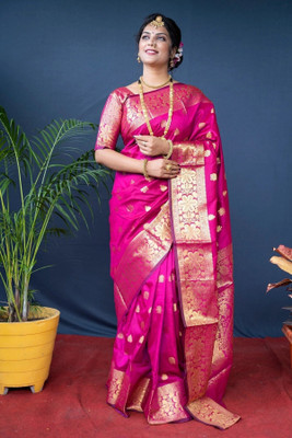 Bhavaanifashion Embellished, Floral Print, Self Design, Woven Kasavu Jacquard, Pure Silk Saree(Pink)