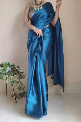 NILKNTH Self Design Bollywood Satin, Silk Blend Saree(Light Blue)