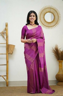 Aldwych Woven Banarasi Silk Blend Saree(Pink)