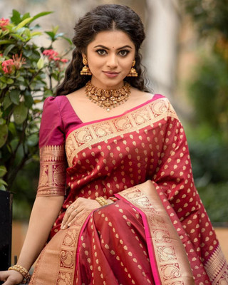 SHARIRI Self Design Daily Wear Organza Saree(Red)