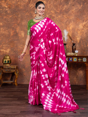 Tasrika Printed Hand Batik Satin Saree(Green)