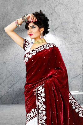 Freydis Self Design Banarasi Velvet Saree(Maroon)