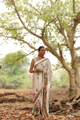 Margi Designers Floral Print, Printed Daily Wear Satin Saree(White)