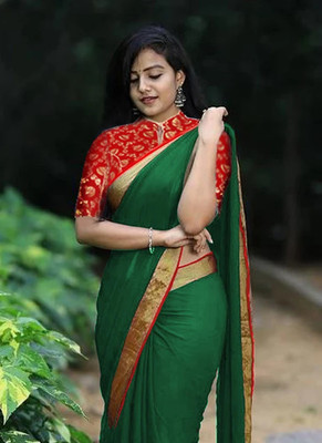 Sareez House Solid/Plain, Embellished Bollywood Georgette Saree(Dark Green)