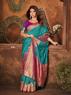 Mehrang Self Design Banarasi Silk Blend Saree(Green)