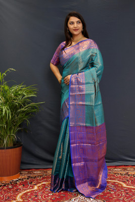 ALPENIKA Embellished Kanjivaram Jacquard, Silk Blend Saree(Green)