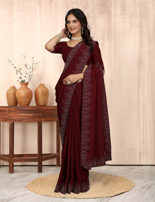 riyanshi fashion Self Design, Solid/Plain, Embellished Bollywood Georgette Saree(Maroon)