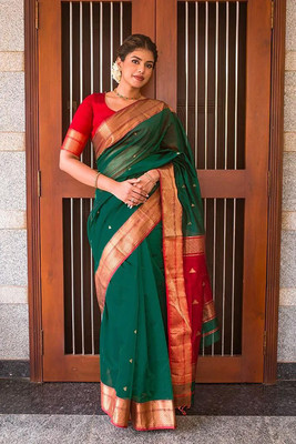 AMRUTKALA SAREES Woven Banarasi Silk Blend Saree(Green)