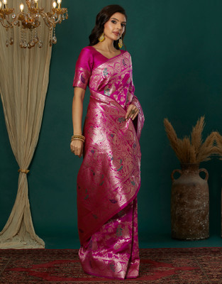 Samah Woven, Embellished Banarasi Silk Blend Saree(Magenta)