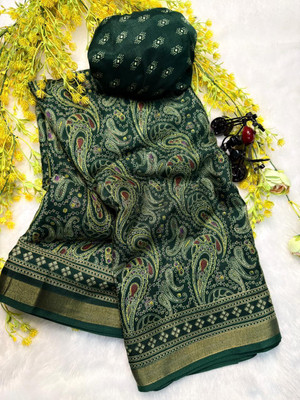 nirave fashion Paisley Daily Wear Cotton Blend Saree(Green)