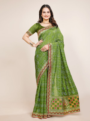 NAKSH CREATION Embroidered Bollywood Georgette Saree(Green)