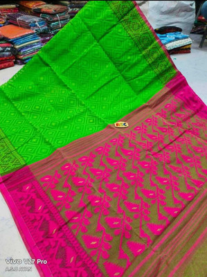 Hiya saree And Punjabi house Self Design Jamdani Cotton Blend Saree(Green, Pink)