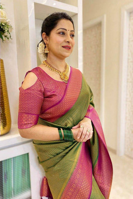 kriyafashion Printed Bollywood Silk Blend Saree(Green, Pink)