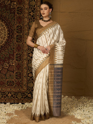 Divastri Printed Ikkat Silk Blend Saree(Cream)