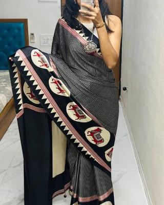 ERVAAFAB Printed, Striped, Animal Print Daily Wear Satin Saree(Black, Beige)