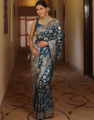 AAGRAHI FASHION Embellished, Self Design, Woven Kanjivaram Jacquard, Silk Blend Saree(Dark Blue)