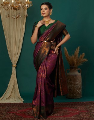 Samah Woven, Embellished Kanjivaram Silk Blend, Jacquard Saree(Green, Purple)