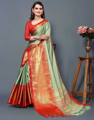 VILLAGIUS Woven, Self Design, Embellished Dharmavaram Jacquard, Cotton Silk Saree(Dark Green)