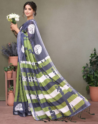 Soor Panchi Digital Print Leheria Cotton Linen Saree(Light Green)