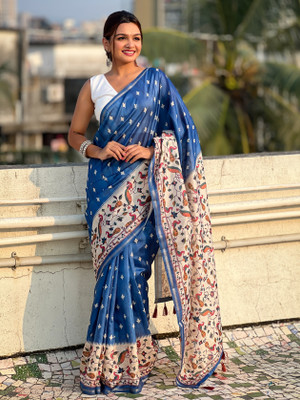 Nayanthara Trends Floral Print Kalamkari Silk Blend Saree(Blue)
