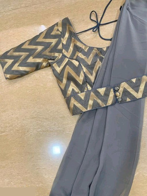 DRIZOMIZ Solid/Plain Bollywood Georgette Saree(Grey)